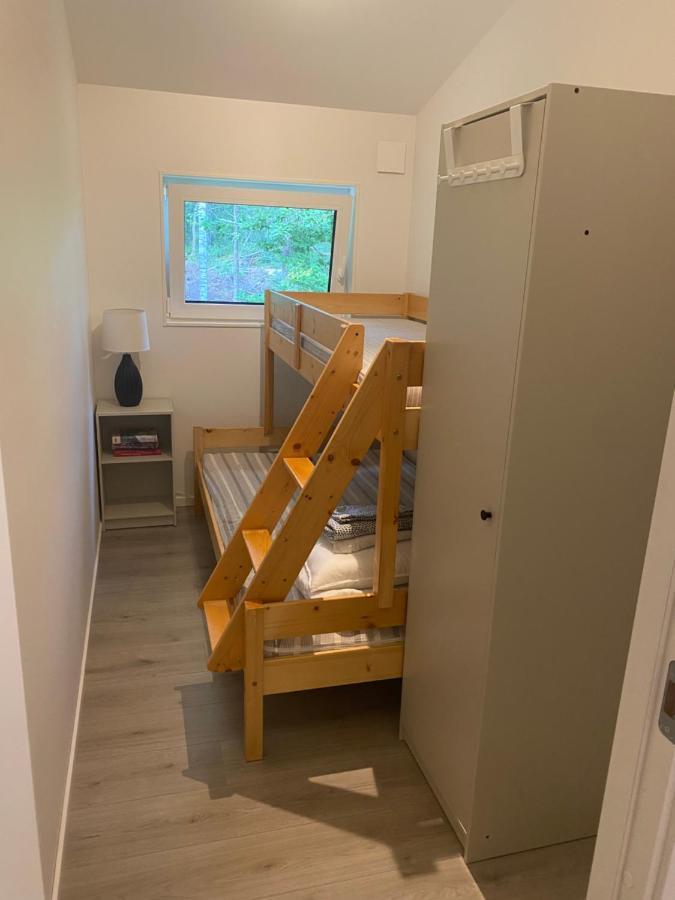 Sjoelanda Apartment Sjuntorp Ngoại thất bức ảnh